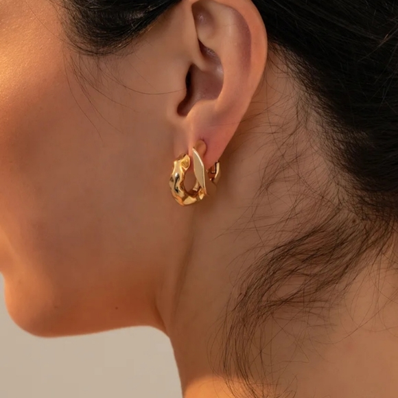 2 pairs of earrings - Picture 6 of 7